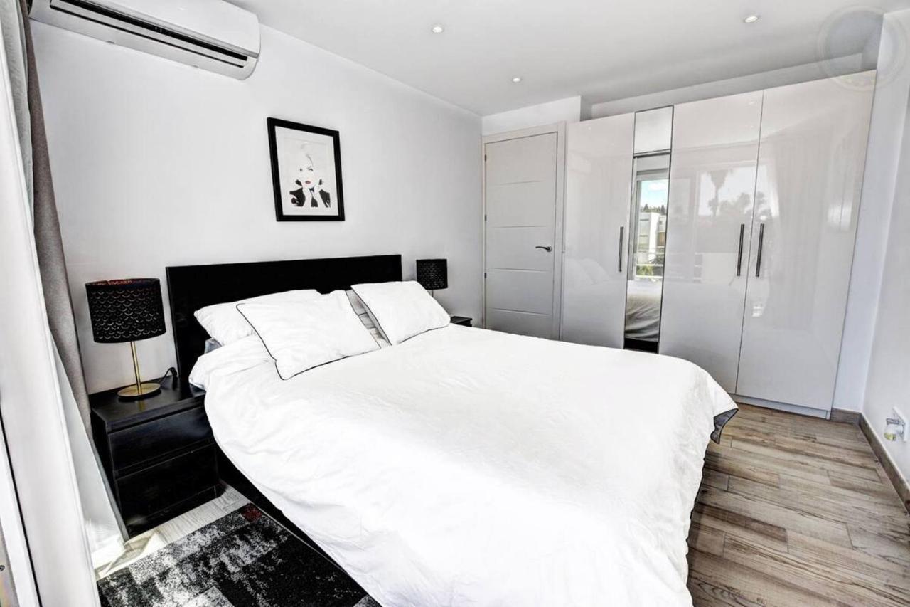 Stunning 1 Bed Apt Бенальмадена Экстерьер фото